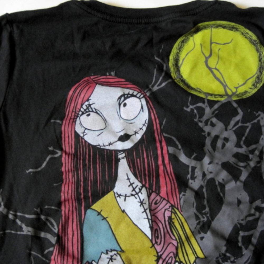 Nightmare Before Christmas Junior Ladies Tee - Picture 2 of 5